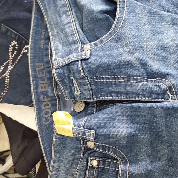 Code Blue Gwen Straight Women's Jeans - Picture 5 of 8